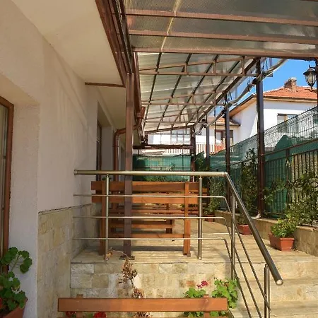 Casa de hóspedes And Bakery Katrin